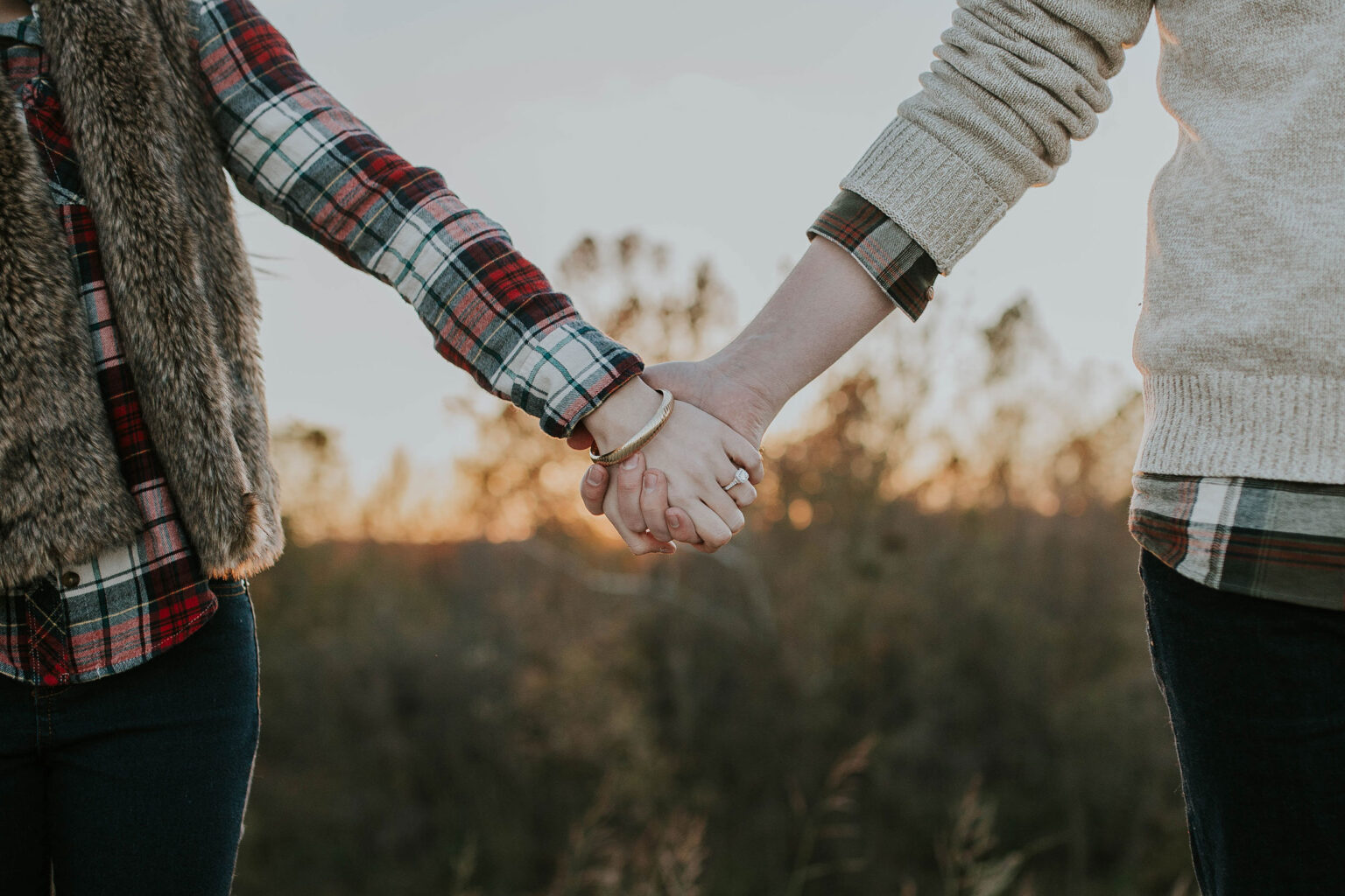 5 Most Common Problems In Long Distance Relationships 2023 Guide The Couple Connection